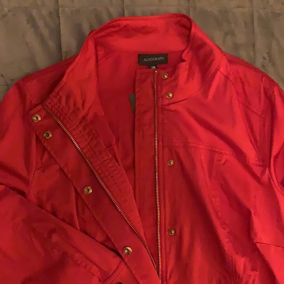 //RED LIGHTWEIGHT JACKET// - Picture 4 of 7
